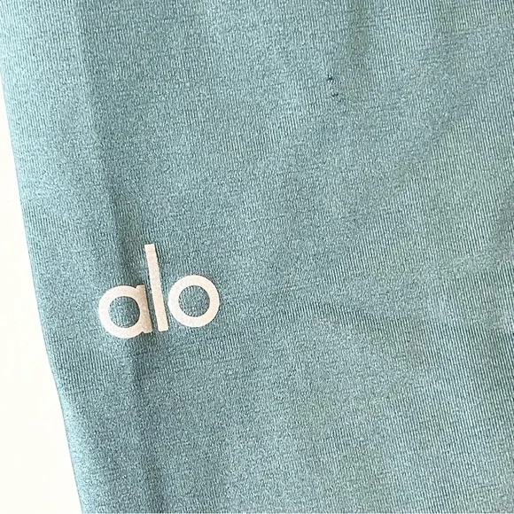 Alo Yoga Legging 7/8 High-Waist in Teal Blue Size Large - Picture 7 of 12